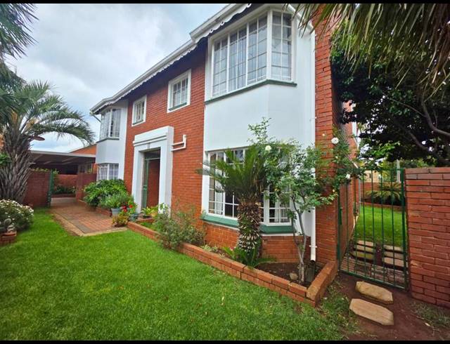3 BEDROOM HOUSE FOR SALE IN GLEN MARAIS